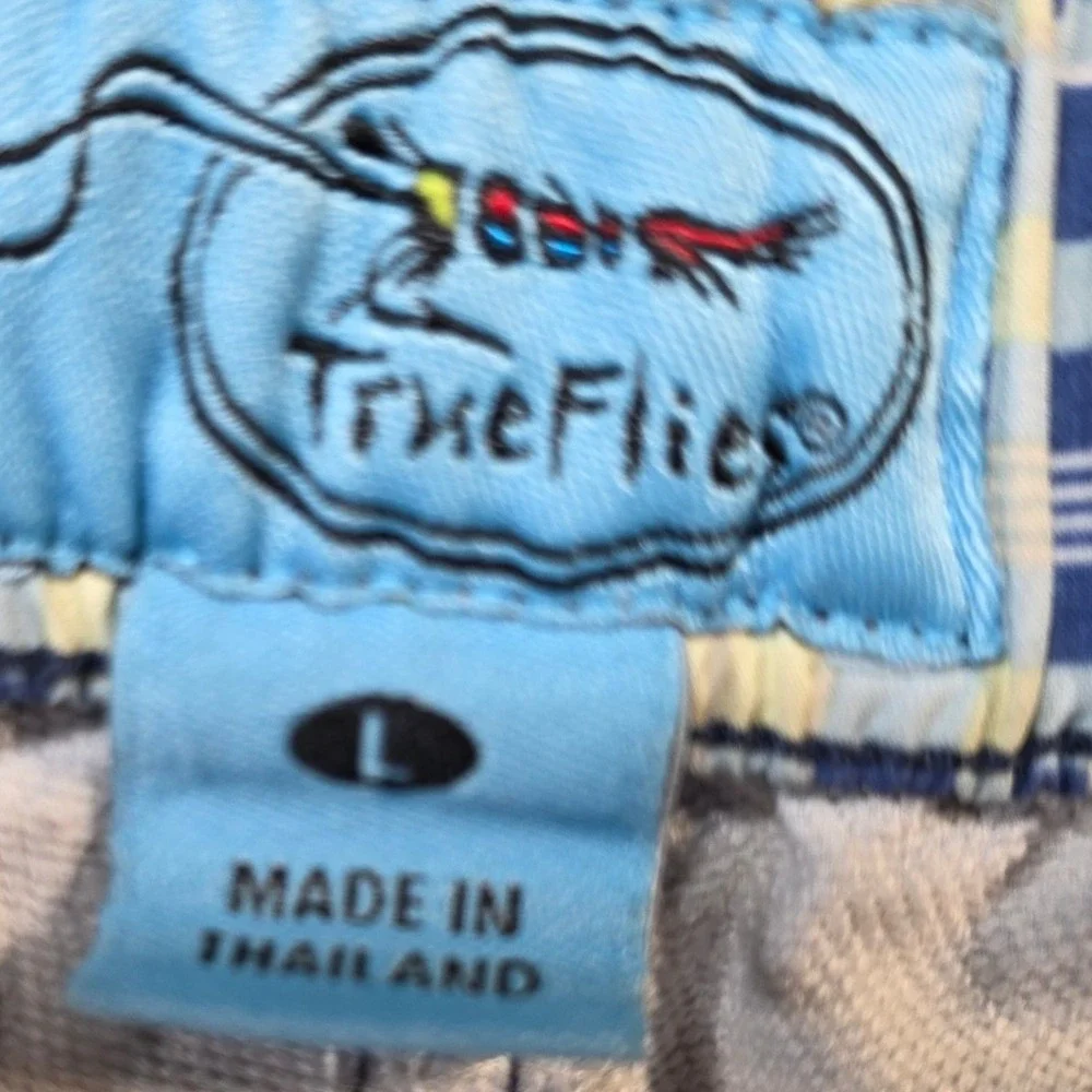 True Flies Mens Blue Shark Plaid Fishing /Swim Shorts‎ Size L Stretch Quick Dry
